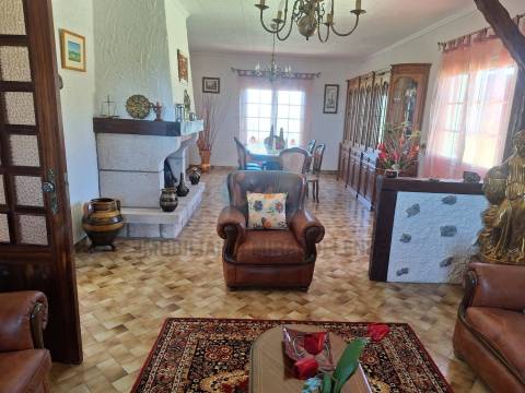 Moradia Independente para Venda nas Aguieiras - Mirandela