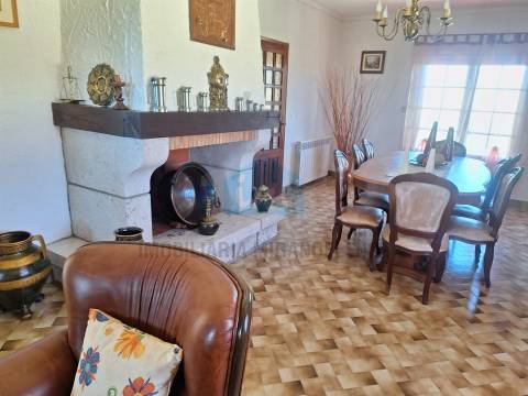 Moradia Independente para Venda nas Aguieiras - Mirandela