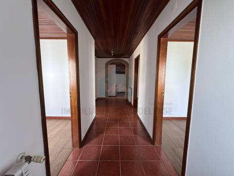 Moradia Térrea V4 para venda em Mirandela