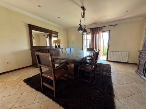 &#127969; Moradia T5 com piscina em Carvalhais – Mirandela