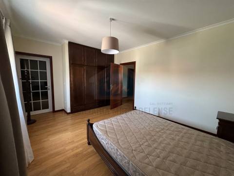 &#127969; Moradia T5 com piscina em Carvalhais – Mirandela