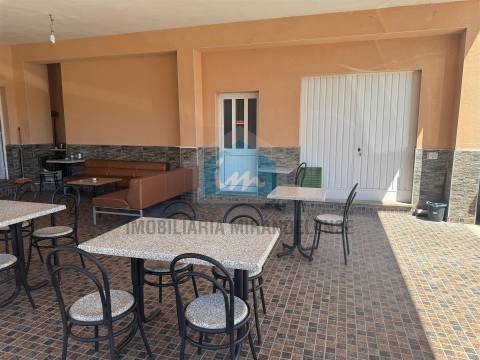 Moradia com Restaurante - Excelente oportunidade de investimento!