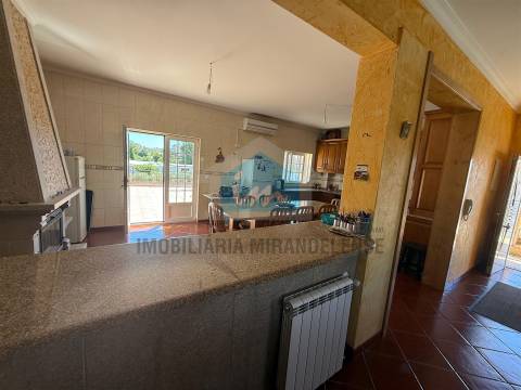 Moradia com Restaurante - Excelente oportunidade de investimento!