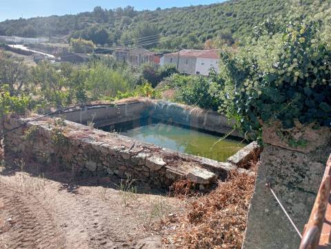 Terreno para construção em Vilarinho da Castanheira
