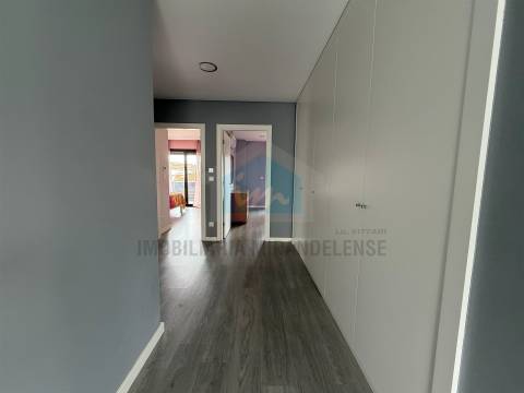 Moradia moderna T4 moderna localizada numa zona residencial e muito procurada de Mirandela