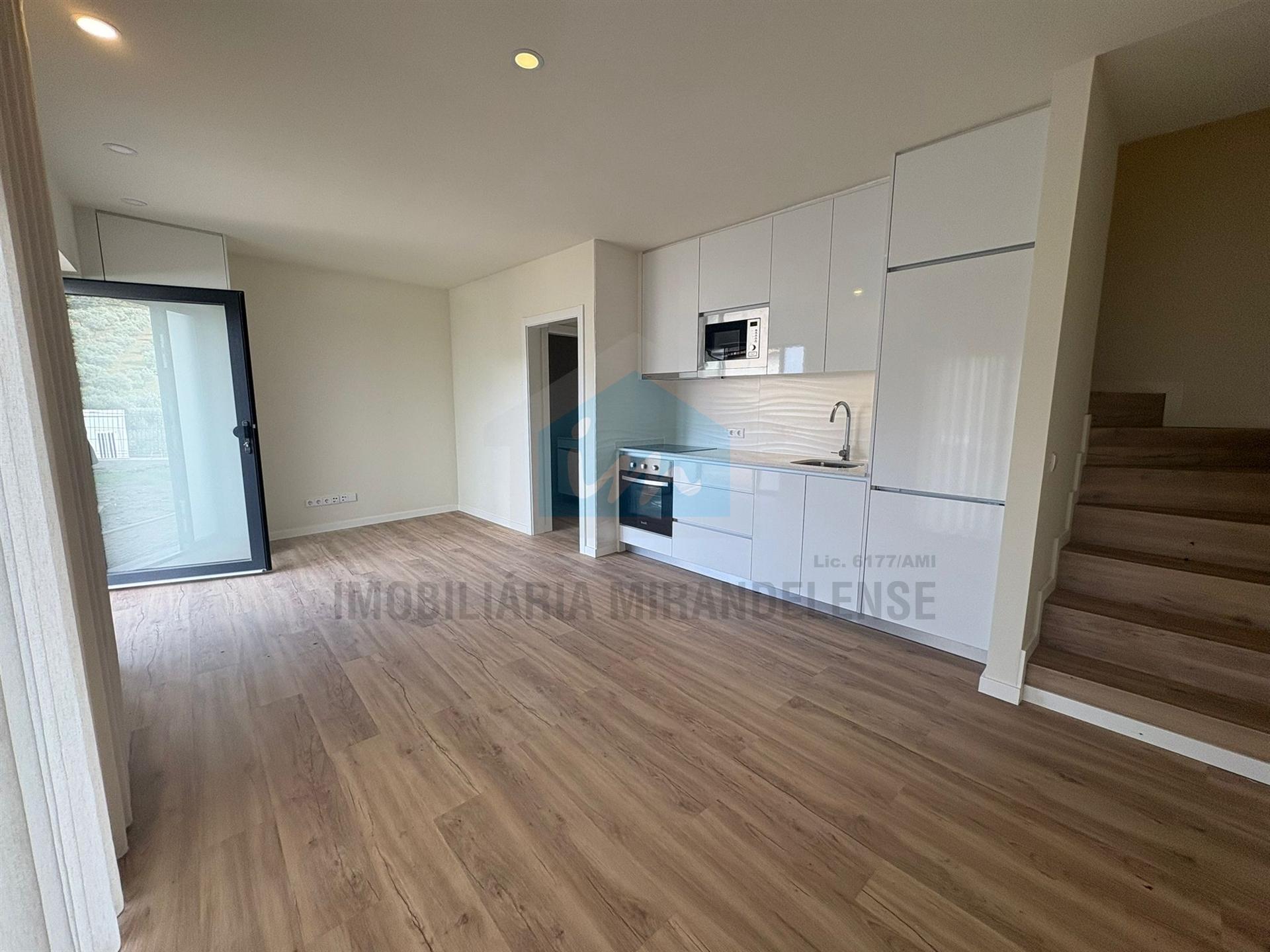 Moradia nova para venda em Vale Pereiro, a 10 minutos de Mirandela.