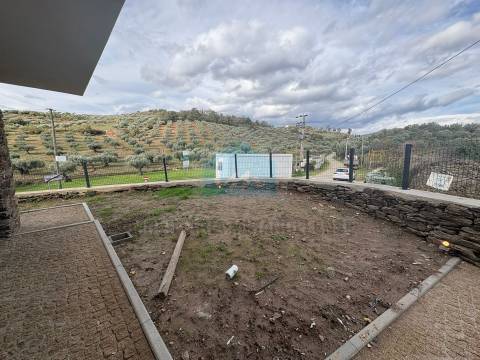 Moradia nova para venda em Vale Pereiro, a 10 minutos de Mirandela.