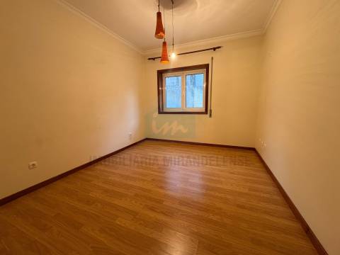 Andar Moradia T3 Venda em Mirandela,Mirandela