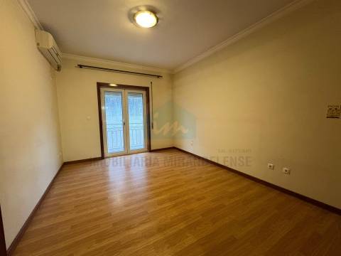 Andar Moradia T3 Venda em Mirandela,Mirandela