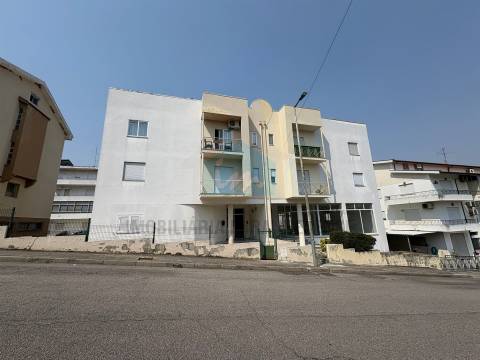 Apartamento T3 para venda com 3 frentes em Mirandela