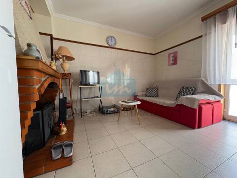Apartamento T3 para venda com 3 frentes em Mirandela