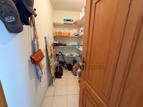 Apartamento T3 para venda com 3 frentes em Mirandela