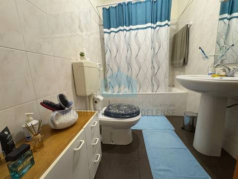 Apartamento T3 para venda com 3 frentes em Mirandela