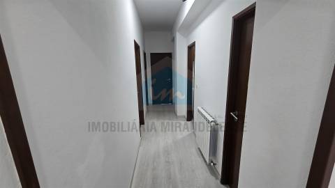 Apartamento T5 em Mirandela para venda