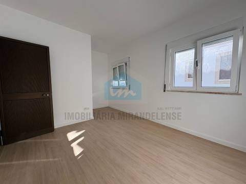 Moradia T3 Venda em Vila Flor e Nabo,Vila Flor