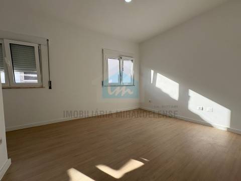 Moradia T3 Venda em Vila Flor e Nabo,Vila Flor