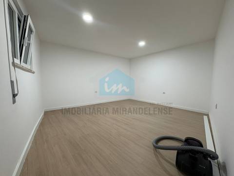 Moradia T3 Venda em Vila Flor e Nabo,Vila Flor