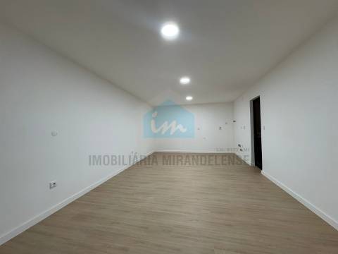 Moradia T3 Venda em Vila Flor e Nabo,Vila Flor