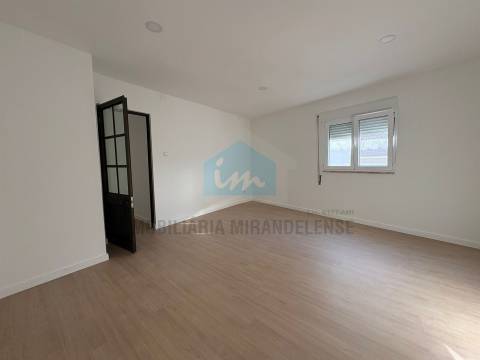 Moradia T3 Venda em Vila Flor e Nabo,Vila Flor