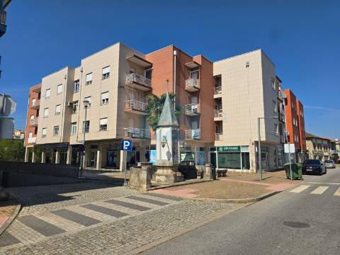 T3 no Centro de Mirandela (140m²) com Lugar de Garagem e Arrumos