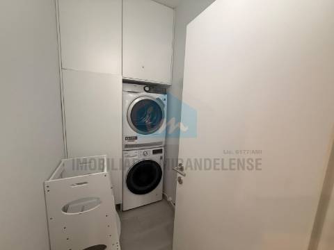 Apartamento T2+1 Remodelado com Vista Rio Tua – Mirandela