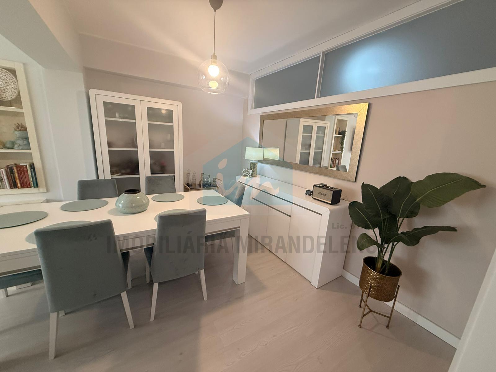 Apartamento T2+1 Remodelado com Vista Rio Tua – Mirandela