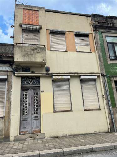 Moradia T3 Venda em Cedofeita, Santo Ildefonso, Sé, Miragaia, São Nicolau e Vitória,Porto