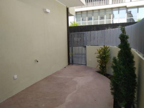 Apartamento T3 Venda em Lordelo do Ouro e Massarelos,Porto