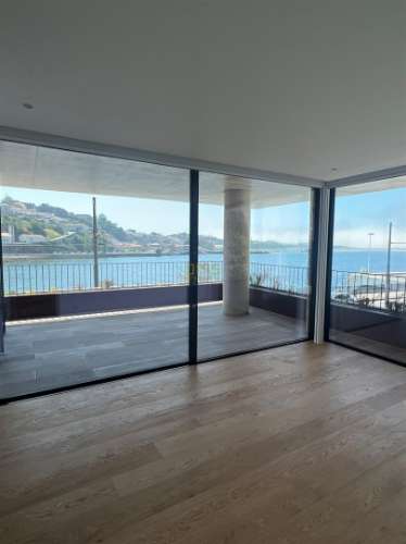 T4 Novo Foz do Douro