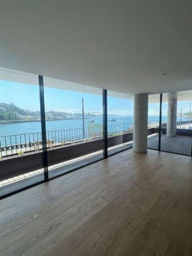 T4 Novo Foz do Douro