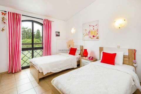 Apartamento T2 para venda na Rocha Brava, Carvoeiro