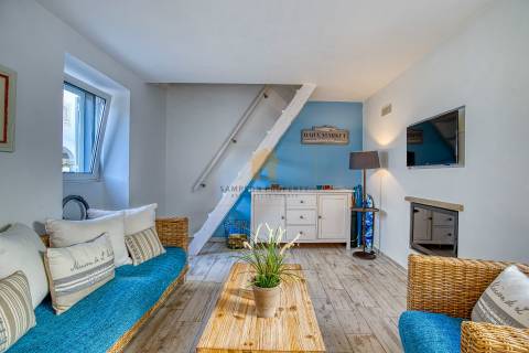 Para venda Moradia Remodelada com Pátio Privado em Carvoeiro