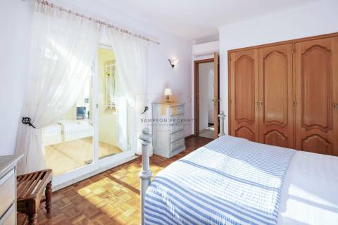 Para venda, moradia de 5 quartos frente ao mar em Carvoeiro