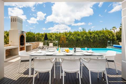 Moradia T4 contemporânea para venda em Carvoeiro