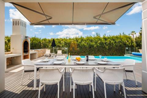 Moradia T4 contemporânea para venda em Carvoeiro