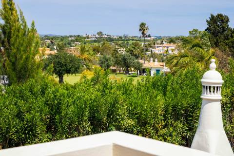 Para venda – Moradia T3 com piscina privada no Gramacho Golf Resort, Carvoeiro