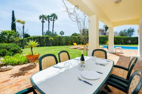 Para venda – Moradia T3 com piscina privada no Gramacho Golf Resort, Carvoeiro