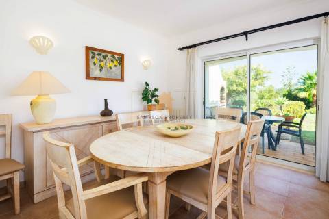 Para venda – Moradia T3 com piscina privada no Gramacho Golf Resort, Carvoeiro