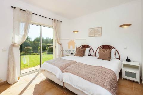 Para venda – Moradia T3 com piscina privada no Gramacho Golf Resort, Carvoeiro