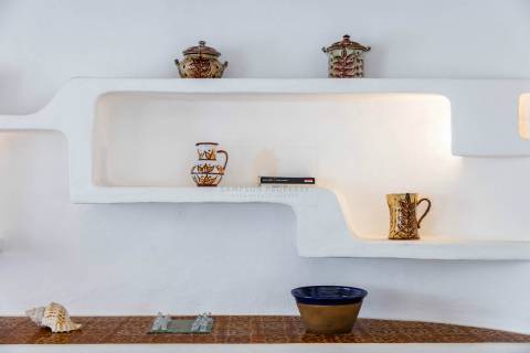 Moradia T3 para venda com piscina e garagem em Carvoeiro