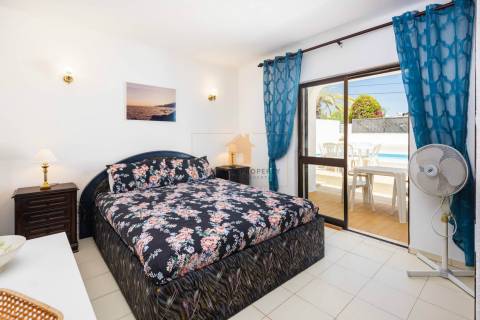 Moradia T3+1 para venda com Piscina em Sesmarias - Carvoeiro