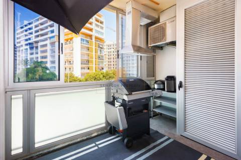 Para venda em Portimão, apartamento T2 com estacionamento