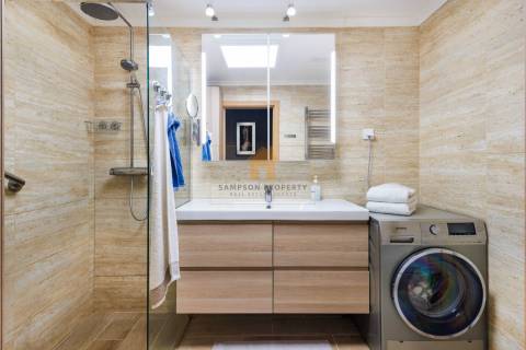 Para venda em Portimão, apartamento T2 com estacionamento