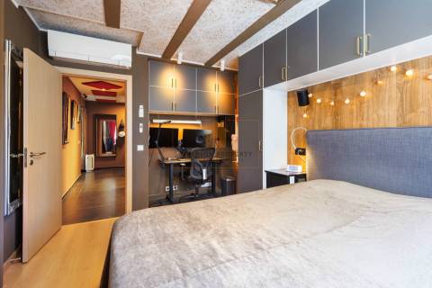 Para venda em Portimão, apartamento T2 com estacionamento