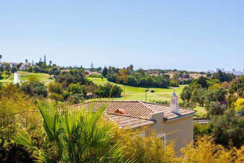 Moradia T3 imaculada com piscina aquecida para venda em Vale da Pinta, Carvoeiro