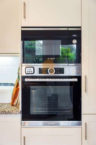 Moradia T3 para venda com piscina aquecida no Gramacho