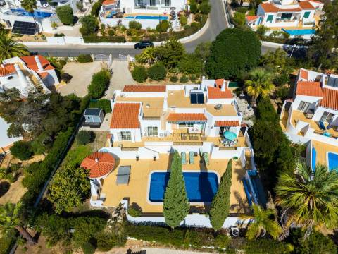 Vende-se moradia T3 para venda em Vale de Milho, Carvoeiro