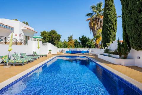 Vende-se moradia T3 para venda em Vale de Milho, Carvoeiro