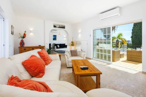 Vende-se moradia T3 para venda em Vale de Milho, Carvoeiro