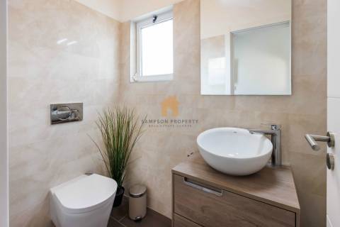 Vende-se moradia T3 para venda em Vale de Milho, Carvoeiro